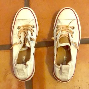 Converse low top size 6